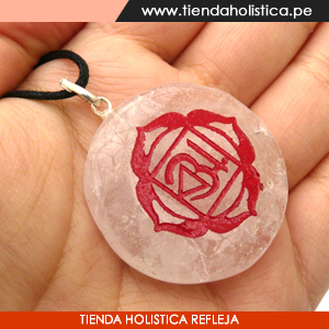Dije en Cuarzo Cristal Muladhara grabado con el Sanscrito 1er Chakra