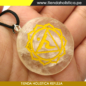Dije en Cuarzo Cristal Manipura grabado con el Sanscrito 3er Chakra